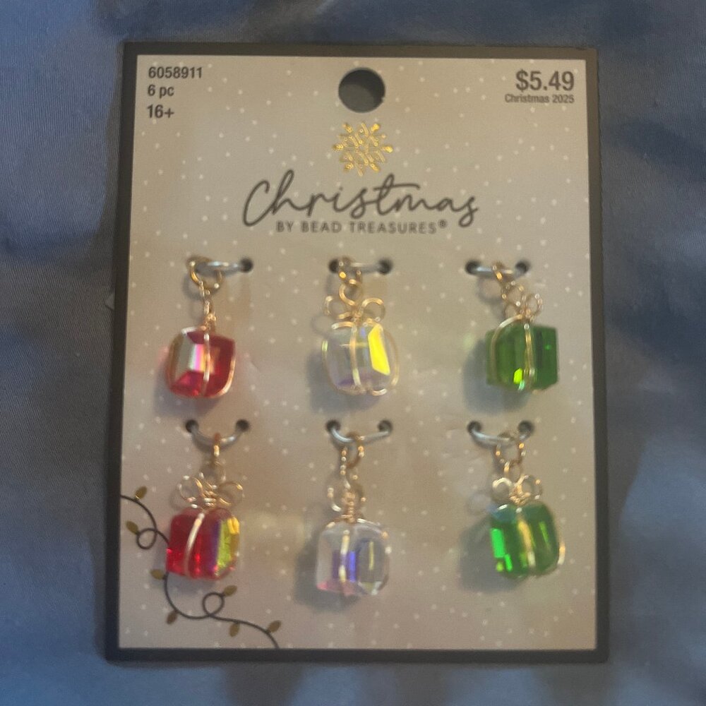Christmas by Bead Treasures present beads